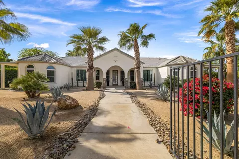 81871 Sandy Ct, Indio, CA 92201 photo 2