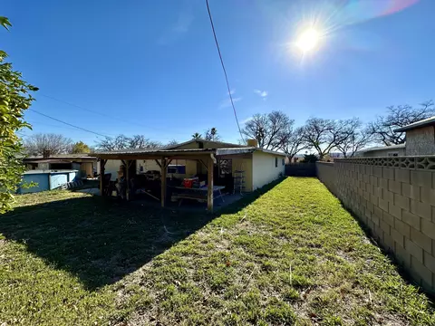 830 Sequoia St W, San Bernardino, CA 92407 photo 20