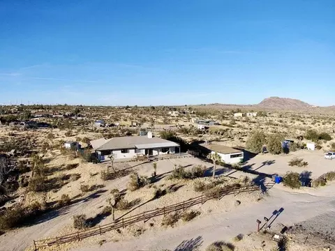 59070 Wilcox Ln, Yucca Valley, CA 92284