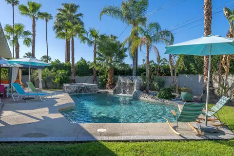 2215 Paseo Roseta, Palm Springs, CA 92262