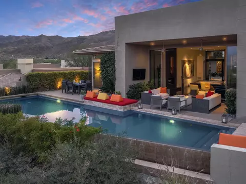 136 Navtem Pl, Palm Desert, CA 92260