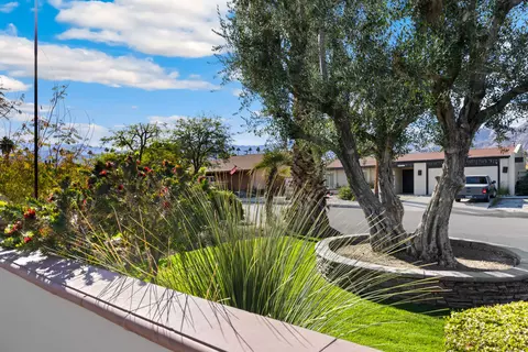 45700 Mountain View Ave, Palm Desert, CA 92260