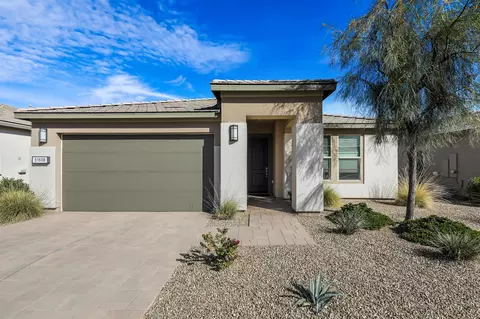 51668 Malabar Ct, Indio, CA 92201 photo 2