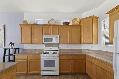 Kitchen - 82691 Hamilton Ct, Indio, CA 92201 photo 1 of 1