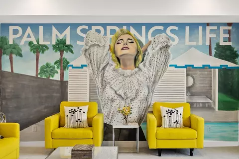 135 Cameron Center Dr, Palm Springs, CA 92264