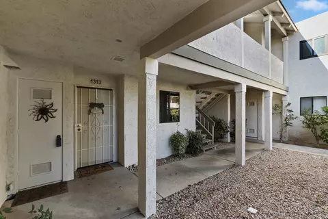 1955 N Via Miraleste, Palm Springs, CA 92262