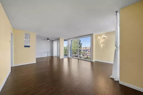 2055 E Broadway, Long Beach, CA 90803 photo 10