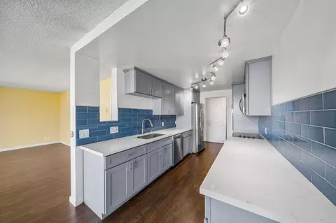 2055 E Broadway, Long Beach, CA 90803 photo 7