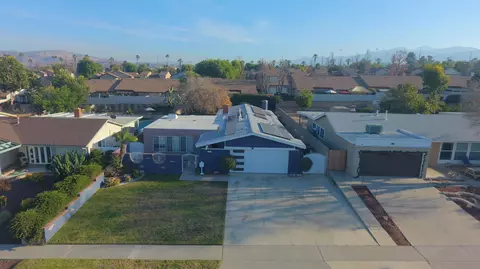 978 Cottonwood Ct, Corona, CA 92879