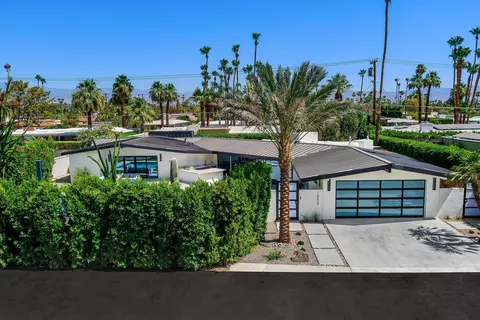 1052 E Mesquite Ave, Palm Springs, CA 92264