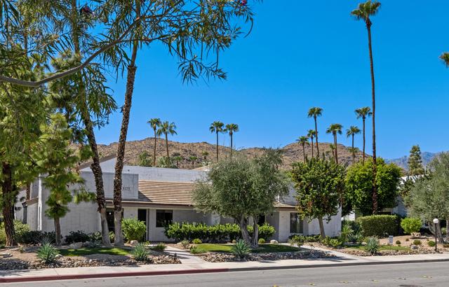 5175 E Waverly Dr, Palm Springs, CA 92264
