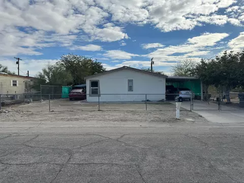 100051 Compass Dr, Mecca, CA 92254