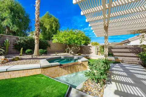 35897 Bramblewood Ave, Palm Desert, CA 92211