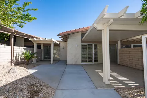 48983 Hope Ln, Indio, CA 92201 photo 2