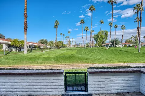 135 Torremolinos Dr, Rancho Mirage, CA 92270