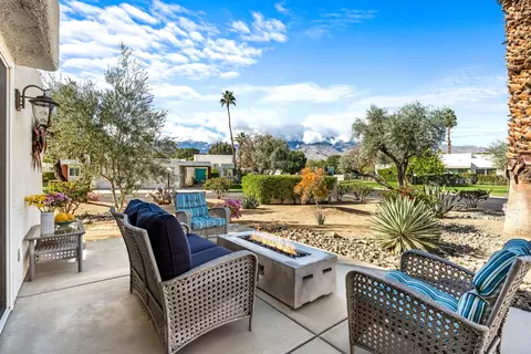 1766 Pinehurst Plz, Palm Springs, CA 92264
