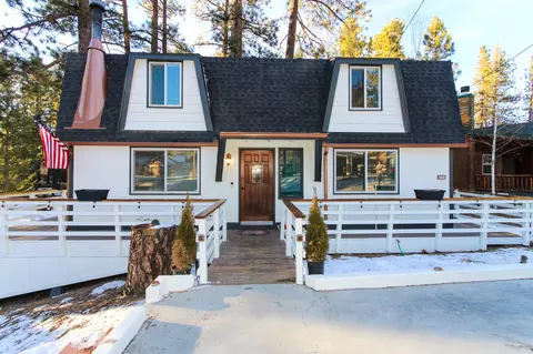 168 Teakwood Dr, Big Bear Lake, CA 92315