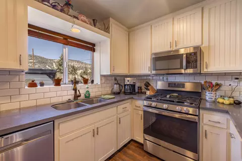 901 Mount Doble Dr, Big Bear City, CA 92314 photo 14