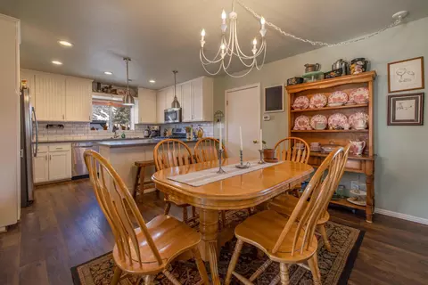 901 Mount Doble Dr, Big Bear City, CA 92314 photo 17
