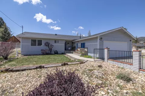 901 Mount Doble Dr, Big Bear City, CA 92314 photo 2