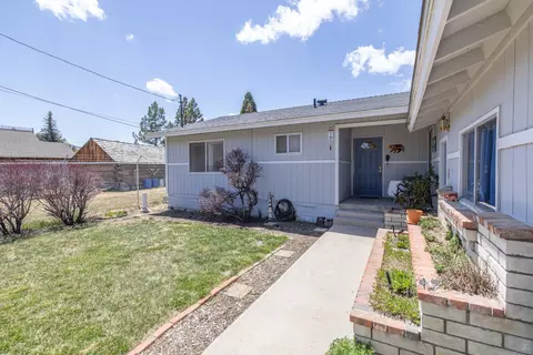 901 Mount Doble Dr, Big Bear City, CA 92314 photo 3