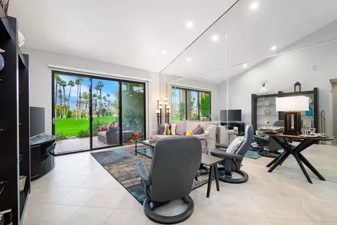 76364 Poppy Ln, Palm Desert, CA 92211