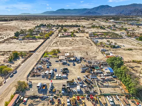 38475 Primrose Ln, Indio, CA 92203 photo 9