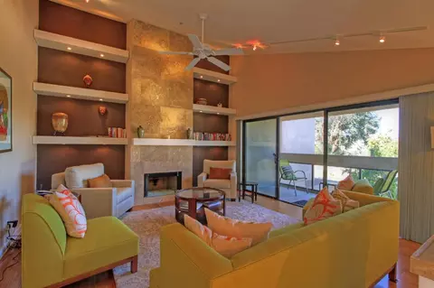 866 Village Sq N, Palm Springs, CA 92262