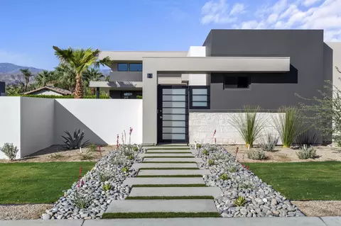 10 Sapphire Ln, Rancho Mirage, CA 92270