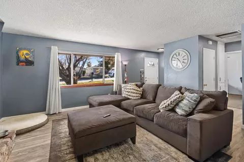 7458 Cibola Trl, Yucca Valley, CA 92284