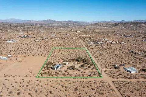 1959 Yetters Ln, Landers, CA 92285 photo 12