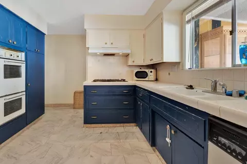 Kitchen - 49256 Buena Vista Dr, Morongo Valley, CA 92256 photo 2 of 2
