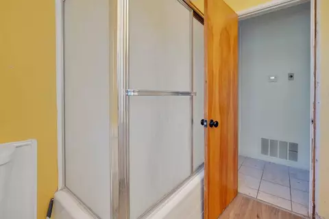 Bath - 49256 Buena Vista Dr, Morongo Valley, CA 92256 photo 3 of 3
