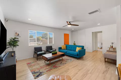 43065 Warner Trl, Palm Desert, CA 92211