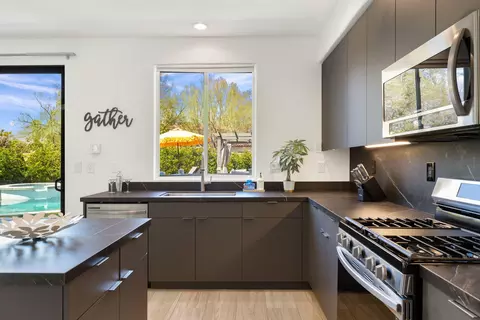 Kitchen - 48611 Anastacia Ct, Indio, CA 92201 photo 3 of 4