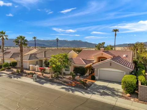 37821 Grand Oaks Ave, Palm Desert, CA 92211