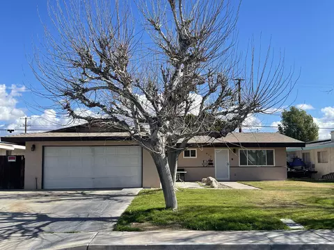 470 N 9th St, Blythe, CA 92225