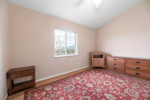 Bedroom - 11388 Custer Ave, Lucerne Valley, CA 92356 photo 7 of 8