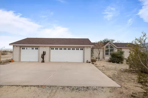 Exterior - 11388 Custer Ave, Lucerne Valley, CA 92356 photo 2 of 11