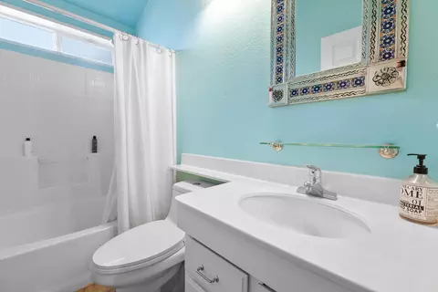 Bath - 11388 Custer Ave, Lucerne Valley, CA 92356 photo 3 of 3