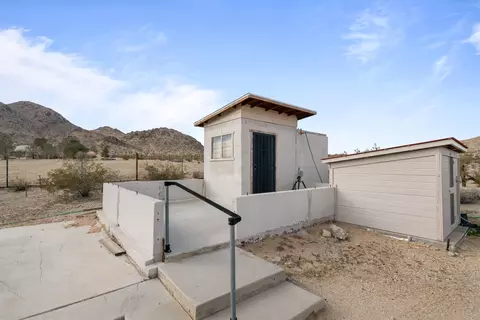 Exterior - 11388 Custer Ave, Lucerne Valley, CA 92356 photo 11 of 11
