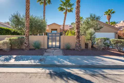 1061 E Via San Dimas Rd, Palm Springs, CA 92262