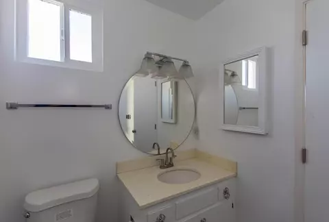 Bath - 7338 Alaba Ave, Yucca Valley, CA 92284 photo 1 of 2