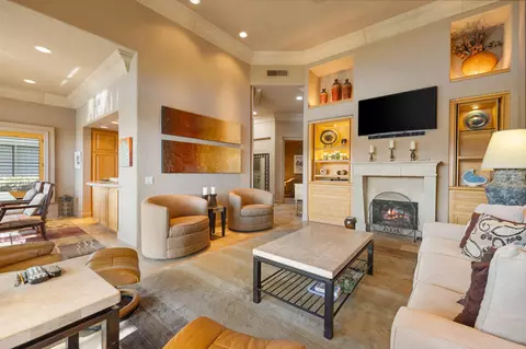 Living - 80405 Oaktree, La Quinta, CA 92253 photo 5 of 6
