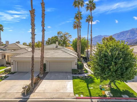 Exterior - 80405 Oaktree, La Quinta, CA 92253 photo 3 of 17