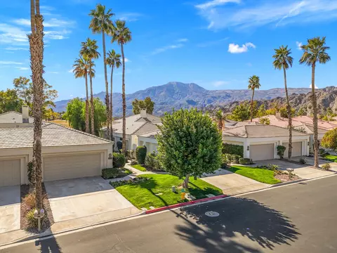 View/Area - 80405 Oaktree, La Quinta, CA 92253 photo 3 of 10