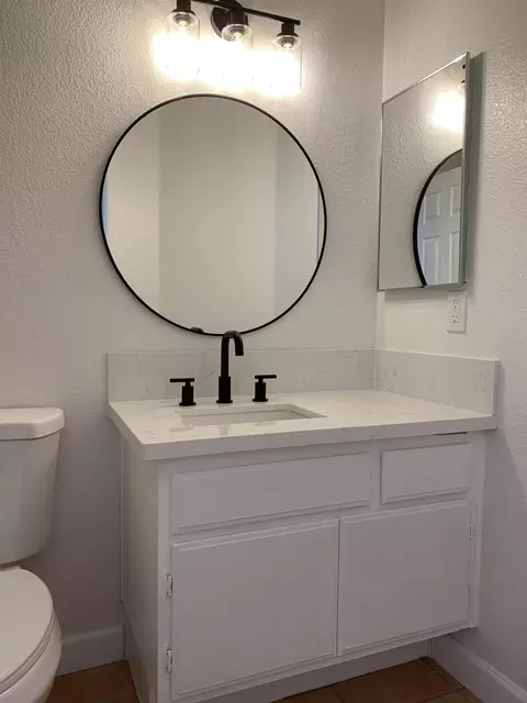 Bath - 9480 Acanthus St, Phelan, CA 92371 photo 1 of 4