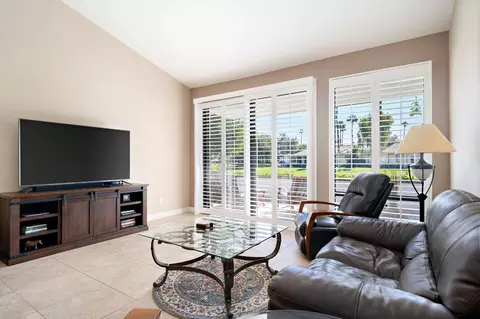 11 Barcelona Dr, Rancho Mirage, CA 92270