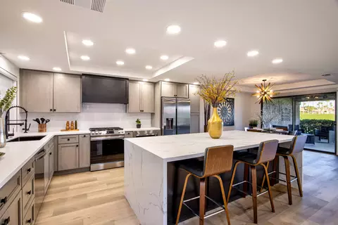 114 Camino Arroyo S, Palm Desert, CA 92211