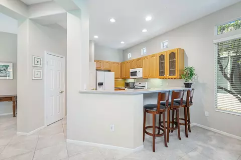 Kitchen - 44332 Royal Lytham Dr, Indio, CA 92201 photo 1 of 7